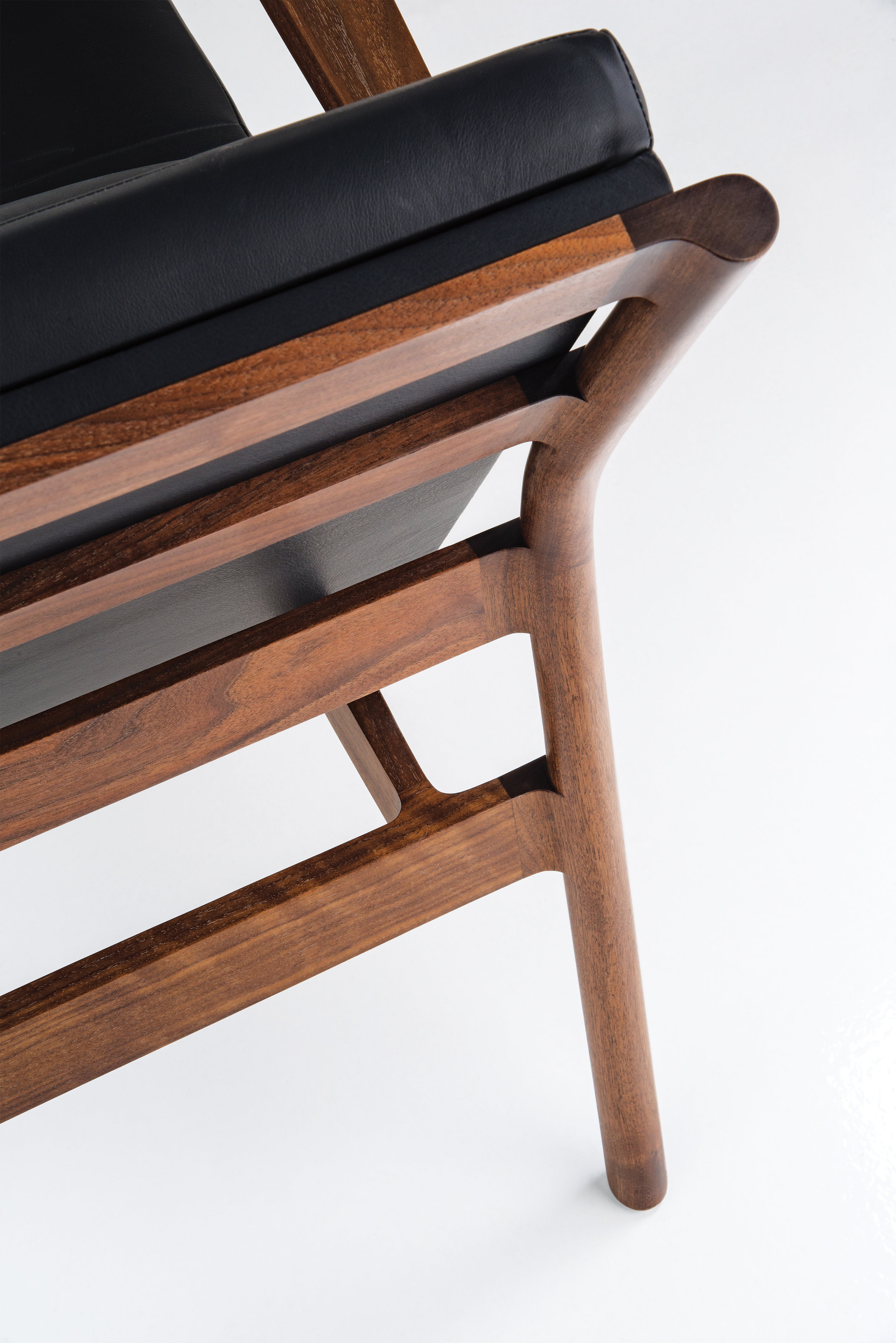 Hartford — Adam Rogers : Studio